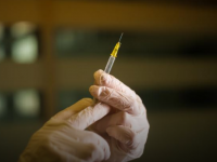 ДДСҰ коронавирусқа қарсы вакцина патентінен бас тартуды сұрады